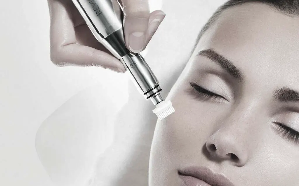 Micro-needling behandeling met de Reviderm SkinNeedler